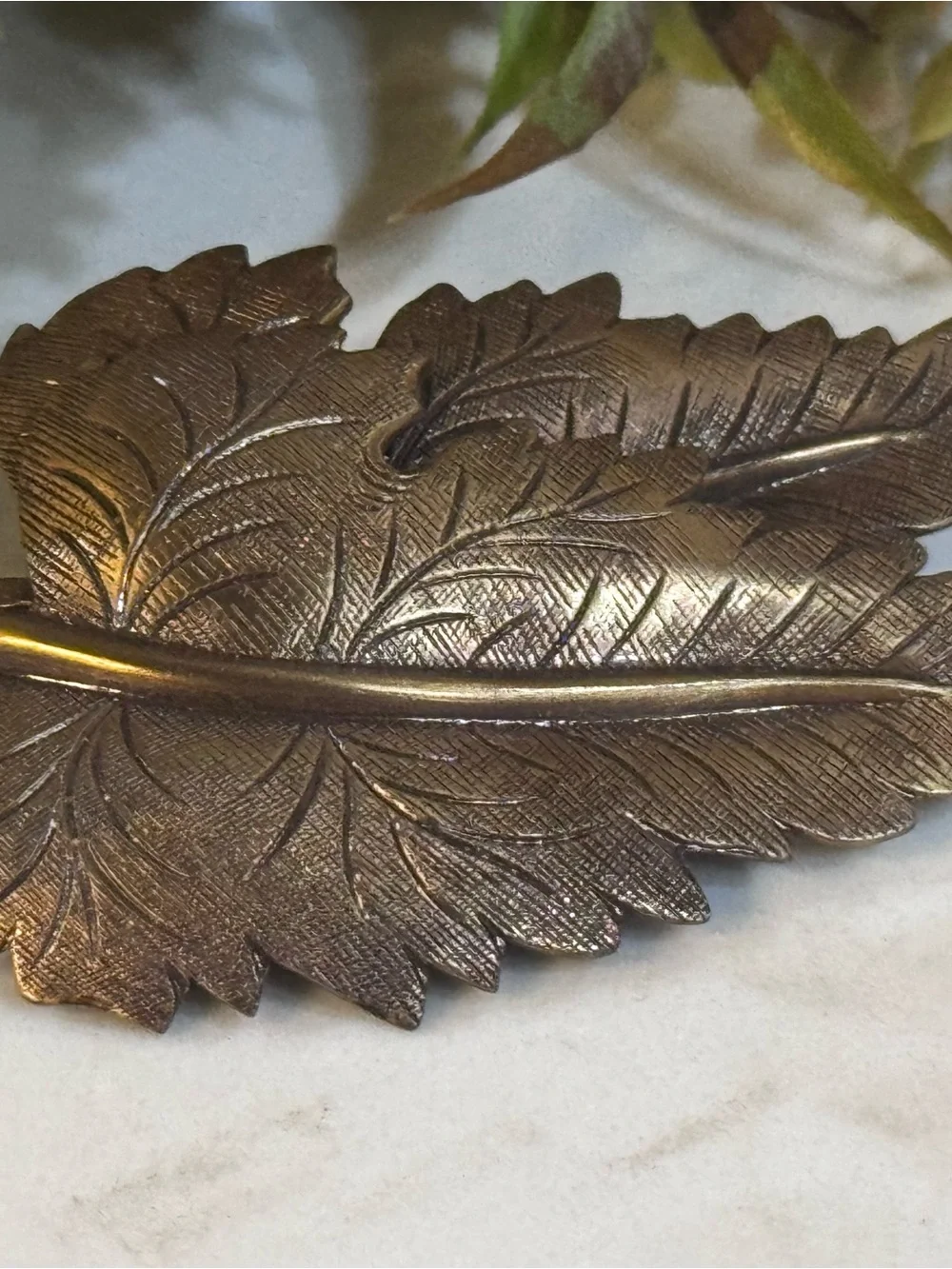Vintage Fall Autumn Double Leaf Brooch Brass Bronze Tone Brooch Pin Metal